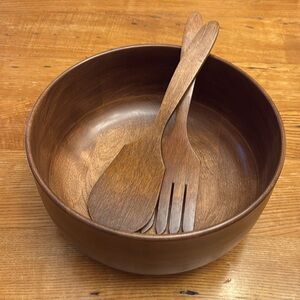 Woodbury’s Woodenware Wooden Salad Bowl and Serving Utensils Excellent Condition